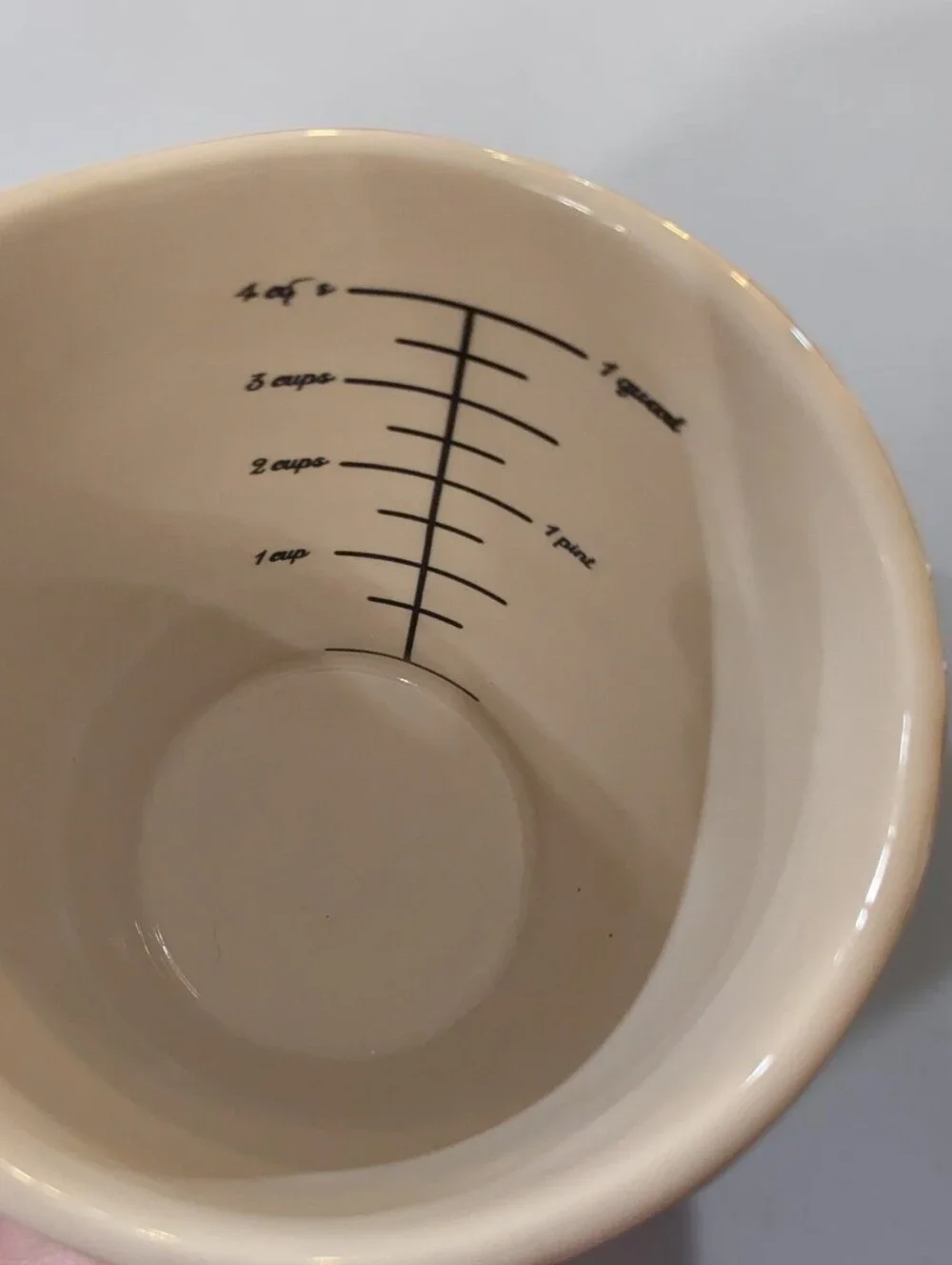 The Pioneer Woman Stoneware 4-Cup / 1-Quart Measuring Pitcher Cup Celia Floral